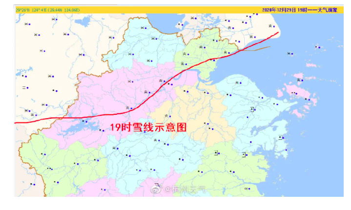 杭州加入下雪群聊组,这里雪都这么厚了!西湖会结冰么?一起来看直播