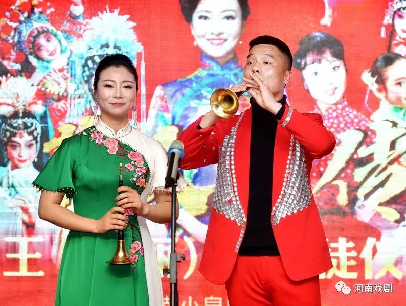 薪火相传——著名豫剧表演艺术家王红丽喜收新徒