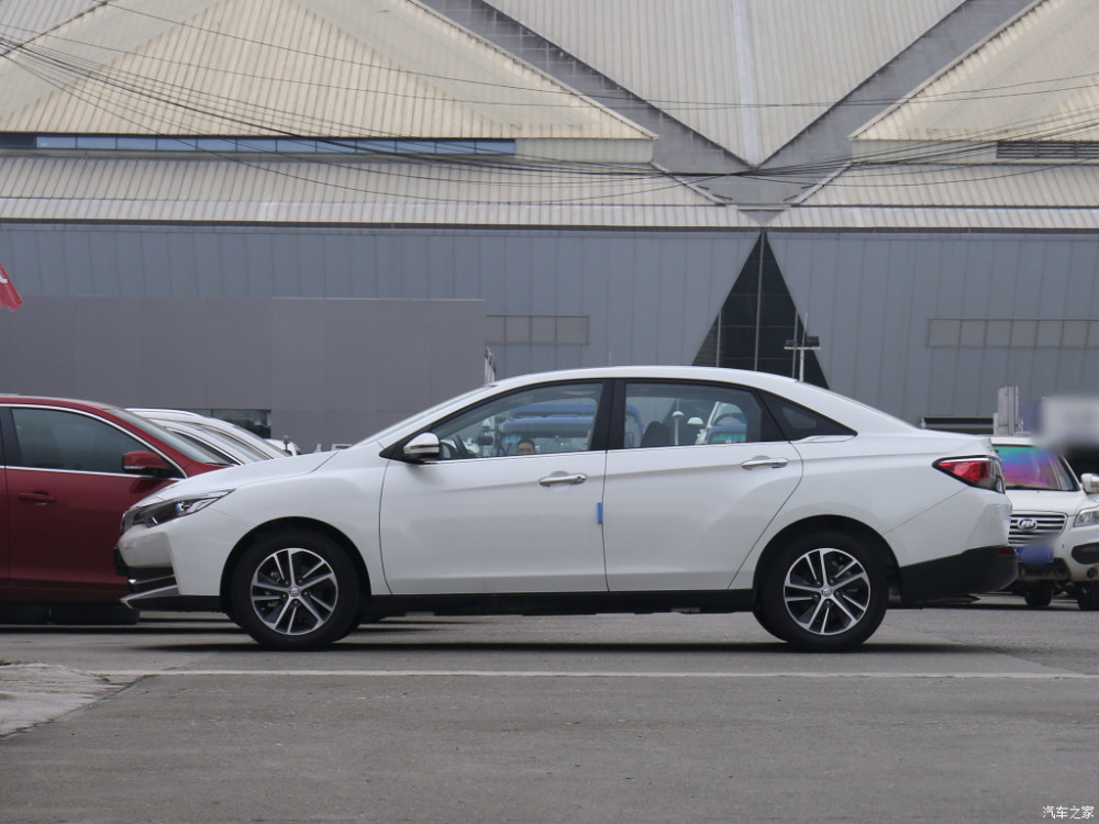 2020款启辰d60