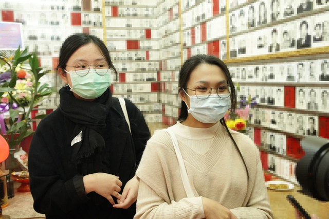 双人口罩照_戴口罩的双人情侣头像(3)