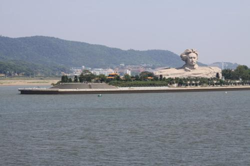 郑州长沙十年gdp对比_中美近十年gdp对比图(2)