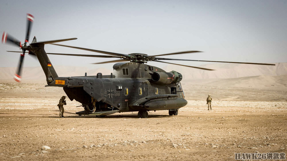 驻阿富汗德军ch53重型直升机降落训练人肉高度仪非常重要