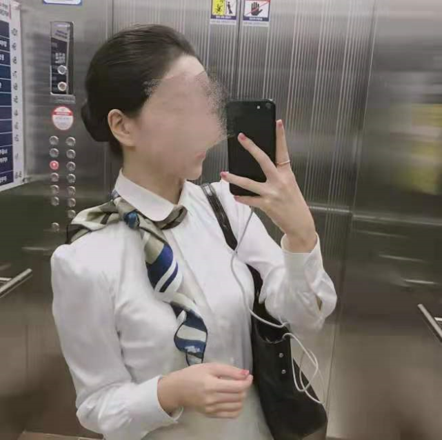 因体检查出艾滋,又遭男友果断退婚,27岁空姐主动揭开心酸经历