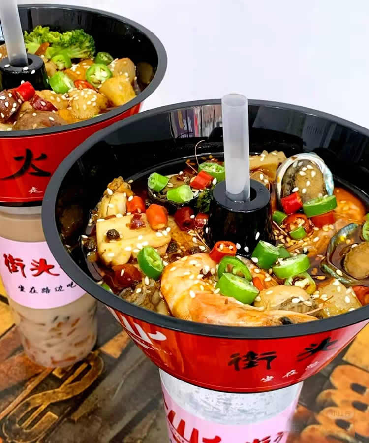 吃货必看行走的火锅网红火锅杯特色烧烤这家烧烤店真的太与众不同了