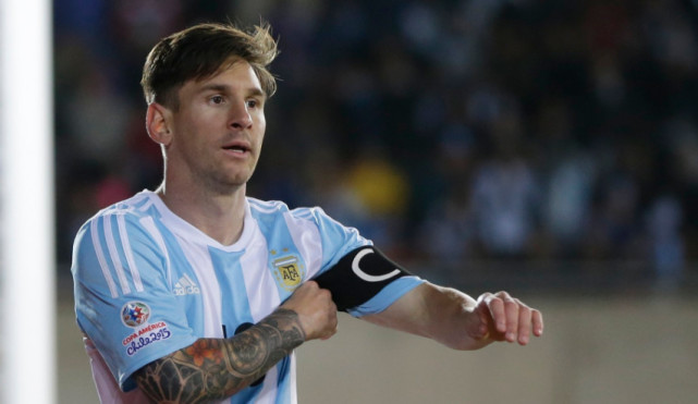 世预赛-明07:30视频直播阿根廷vs智利 争四关键战