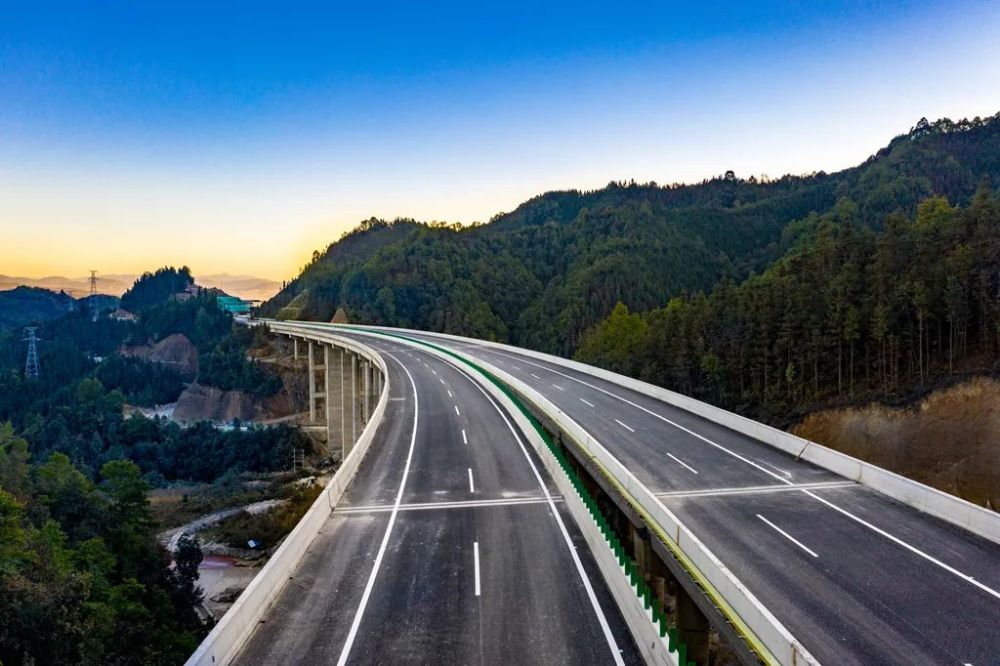 《国家公路网规划(2013年—2030年)》中g5615天保至猴桥高速公路中的