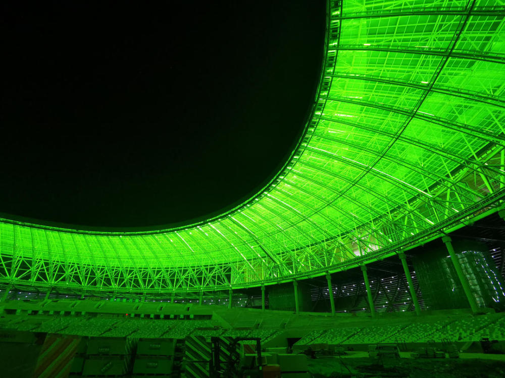 迎接2021 成都大运会主场馆举行亮灯仪式