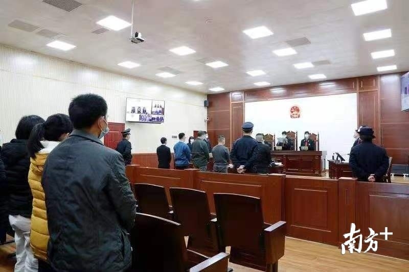 广东信宜法院宣判两起涉恶势力犯罪案件
