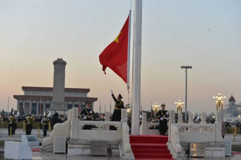 你好,2021!新年第一场天安门广场升旗仪式,热血沸腾!