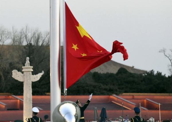 2021年首场升旗仪式 1.5万群众天安门广场观看