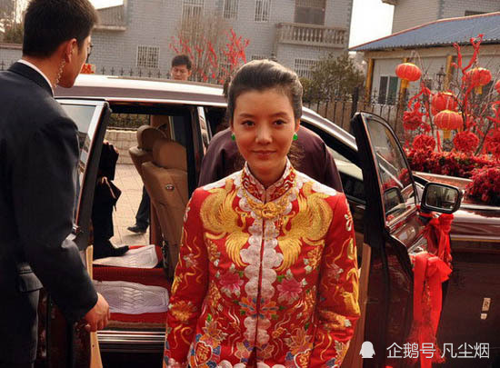 车晓:被邓超暗恋,和汪涵谈过恋爱,为何事业巅峰嫁给山西煤老板
