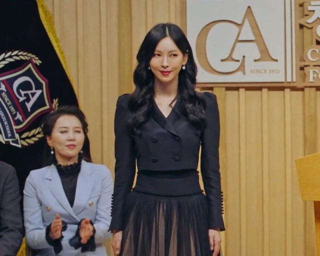 追剧停不下来,漂亮中年女演员们吼破天,韩剧顶楼收获顶级收视率