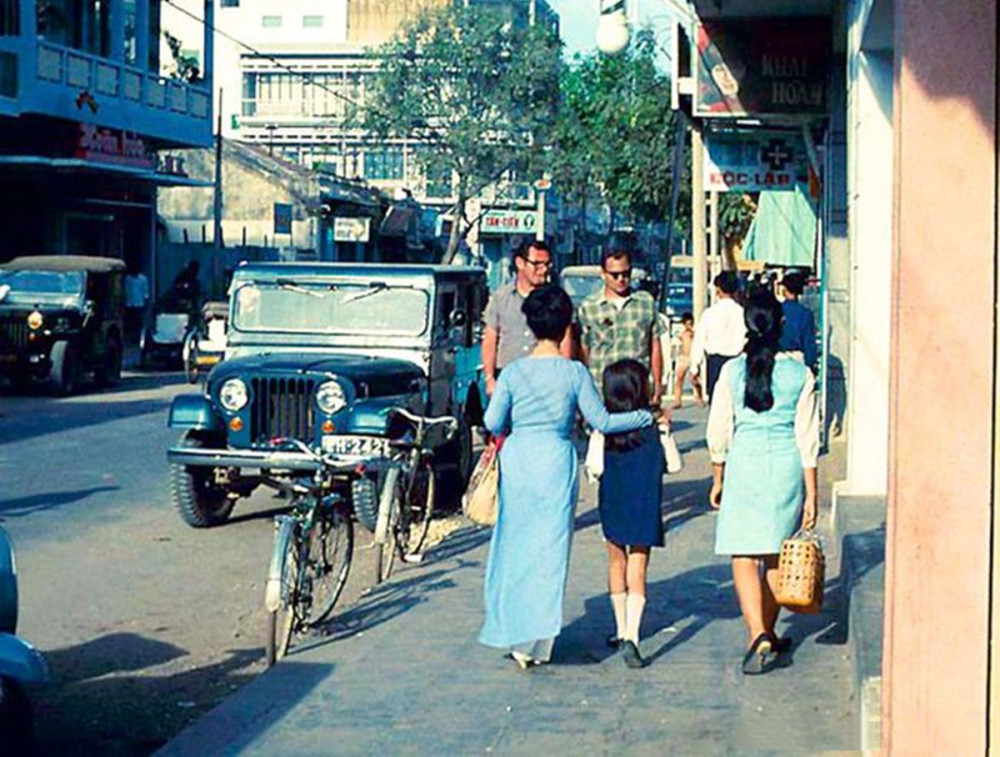 老照片:60年代的越南芽庄,最早是美国大兵们的度假胜地