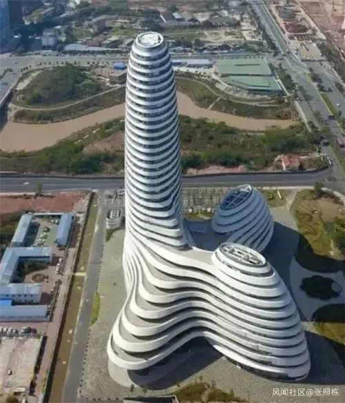 2020中国十大丑陋建筑出炉!丑得实至名归