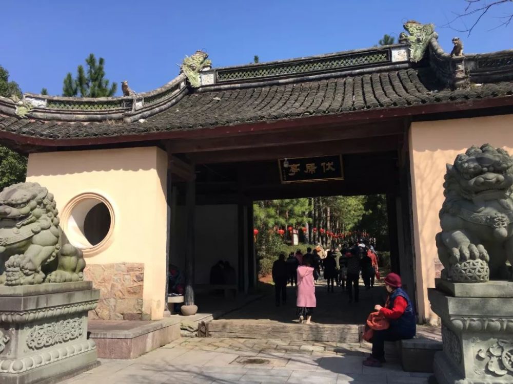 "古刹"晋代古刹——宁波天童寺