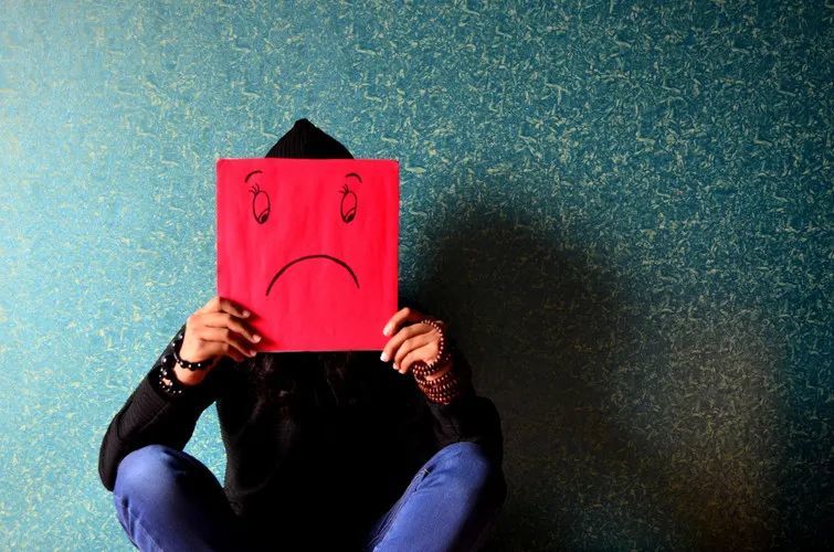 见过太多感情破裂的婚姻后,真心劝你:孩子还小,别创业