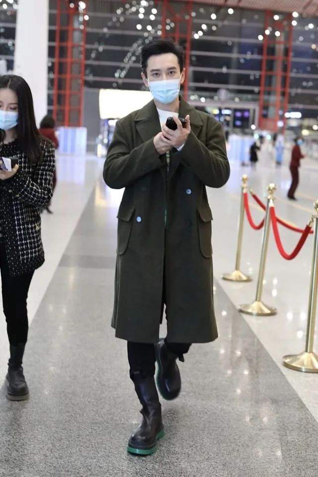 中年男性如何驾驭不同风格的穿搭,学学黄晓明,帅气又有型