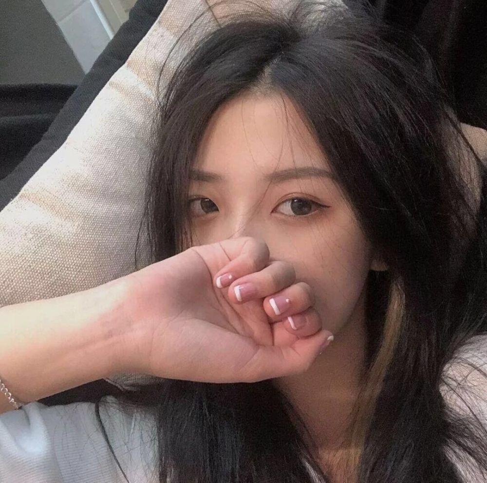 女生头像我还要怎样取悦你举止要纯洁无比