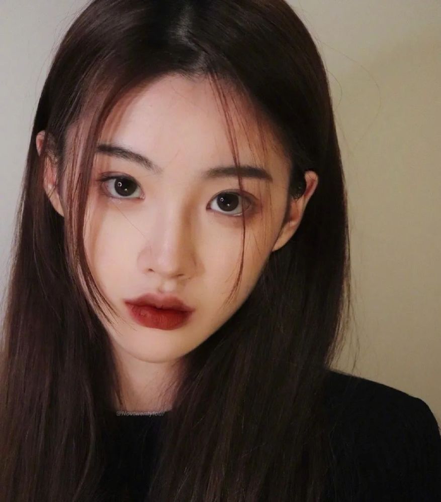 女生头像我还要怎样取悦你举止要纯洁无比