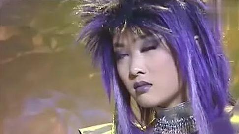 巴啦啦小魔仙的五道问题,你知道黑魔仙小月的头发是哪里剪的吗?