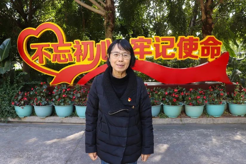 63岁的张桂梅,是丽江华坪女子高级中学的创办者,这是全国第一所全