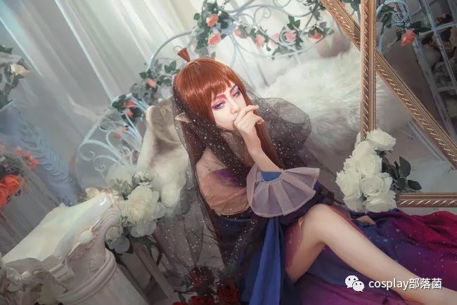 cos:凹凸世界凯莉玫瑰战争cos正片