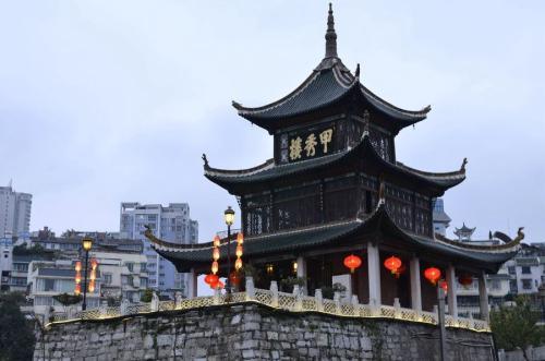 清代贵阳八景之一,贵阳文化发展史上的标志,甲秀楼