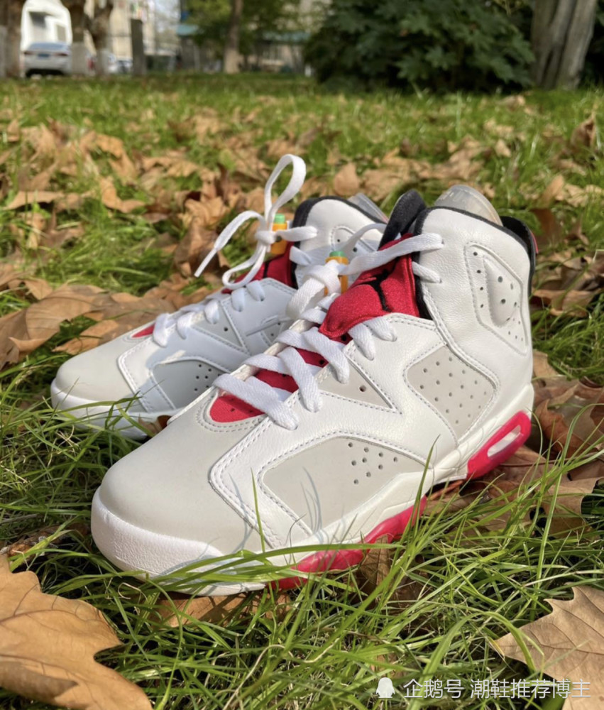 五月初jordan发过一双aj7"hare,致敬元年经典,算是比较良心的款了
