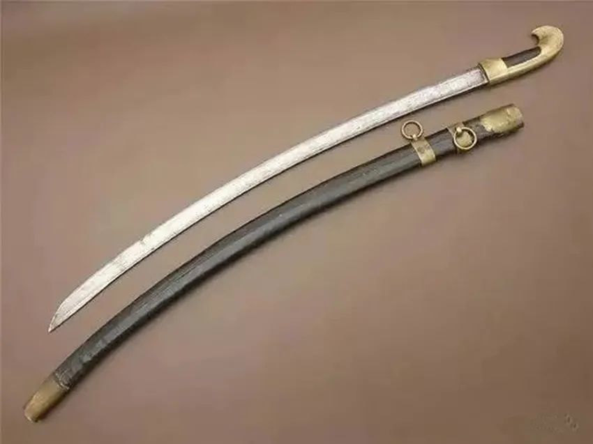 哥萨克民族的传统兵器—哥萨克骑兵军刀_腾讯新闻