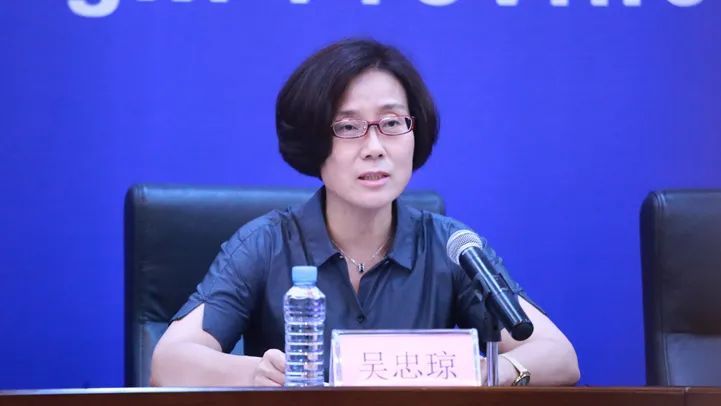 接棒李炳军江西省委常委吴忠琼任赣州市委书记