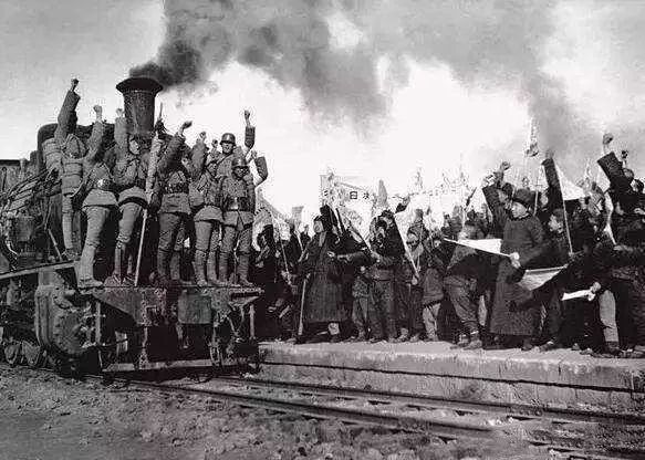 淞沪会战老照片:日军狂言三个月灭亡中国,结果被打脸