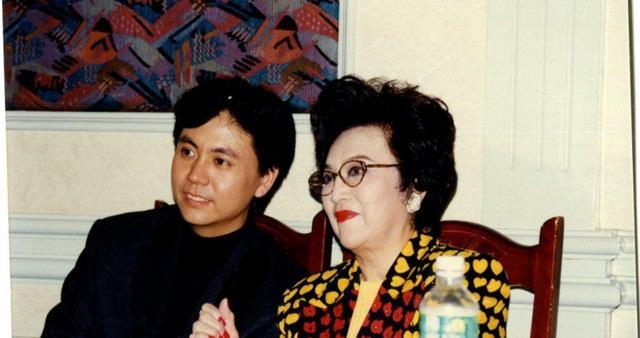 香港"巨星奶奶"李香琴去世,从艺70多年,作品深入民心!