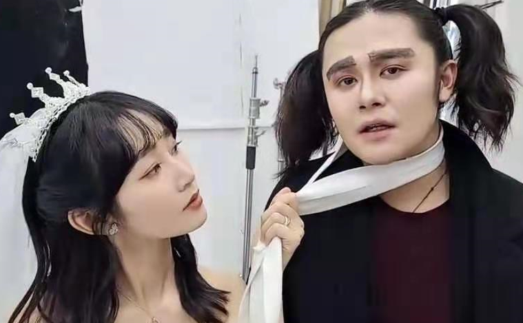 有人总结了霹雳爷们儿组合成员之间的关系,那就是今天他绿她,明天她