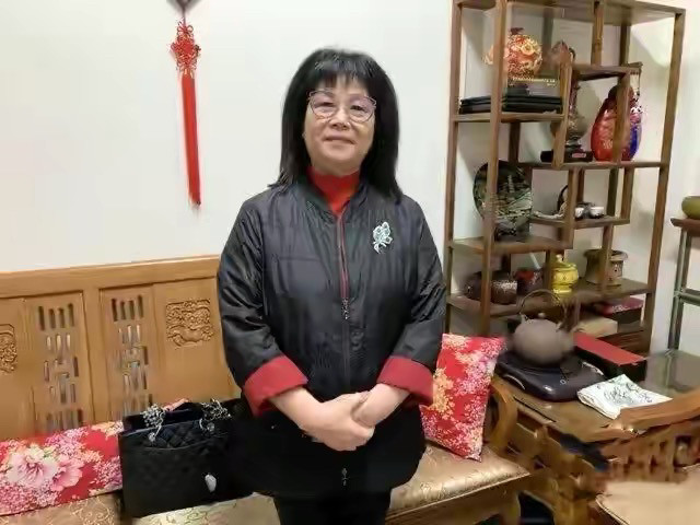 侯彩凤认为,江启臣具现任优势,党秘书长李乾龙,黄复兴党部主委臧幼侠