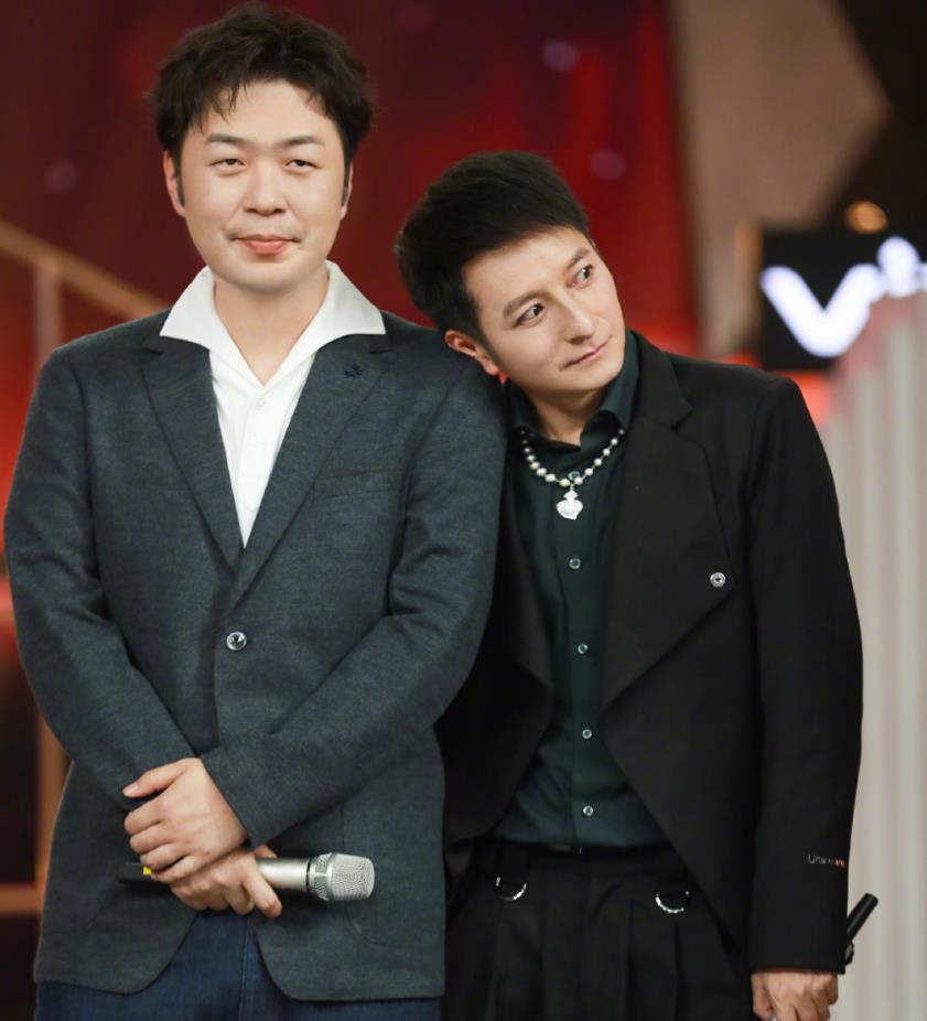 李维嘉颜值严重被低估?当节目组晒出16岁旧照,这才是国民校草