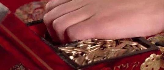 原创清朝皇帝赏赐妃子的"金瓜子"是做什么的?放到现在