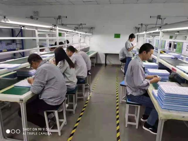 95后厂哥厂妹口述:富士康不相信爱情,昆山处处是"单身