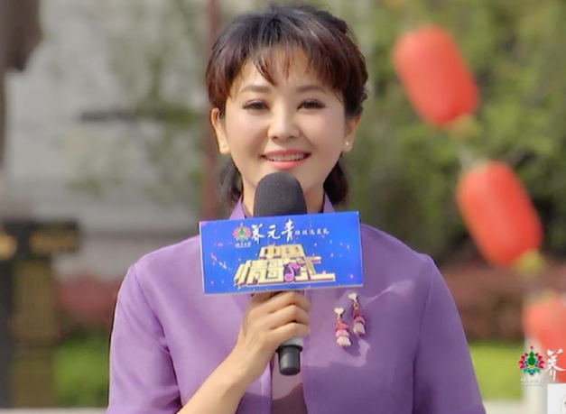 事业上取得成功的方琼,婚姻也很幸福.