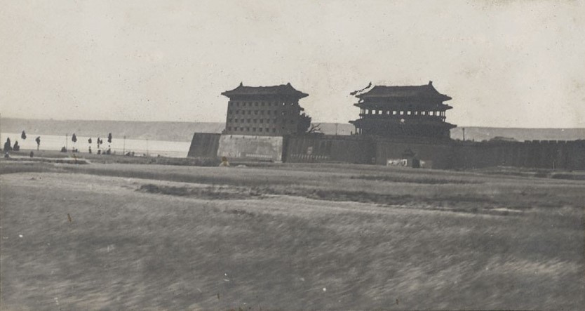 民国老照片:1933年的潼关古城,可惜被拆了