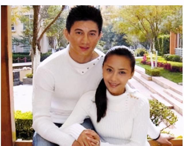 吴奇隆不再沉默,回应刘诗诗一夜输光2亿事件,难道真成冤大头