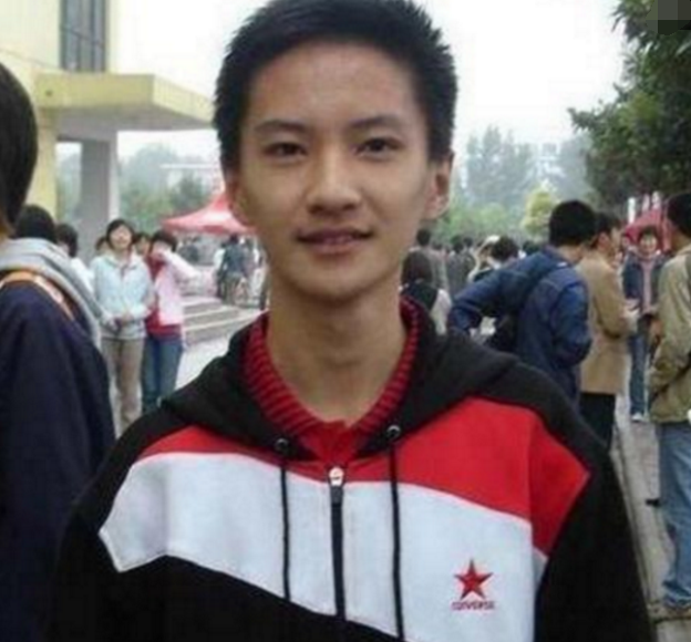 他是快乐星球最帅男主角曾迷倒万千少女如今却成了这样