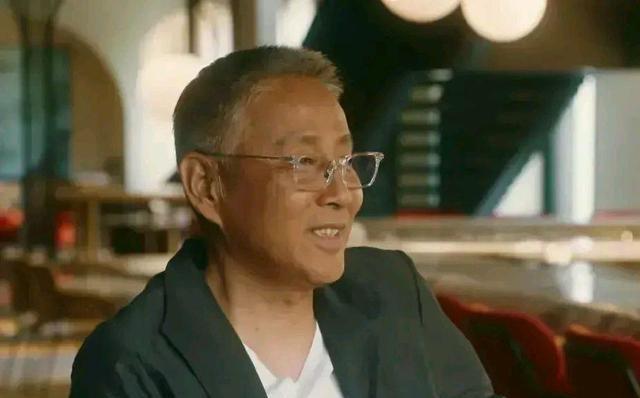 《流金岁月》近日热播,陈道明与人物原型违和,演技疑似被高估!