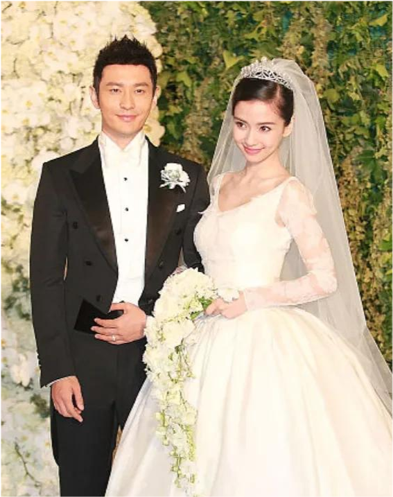 杨颖手撕李菲儿显攻击性,黄晓明
