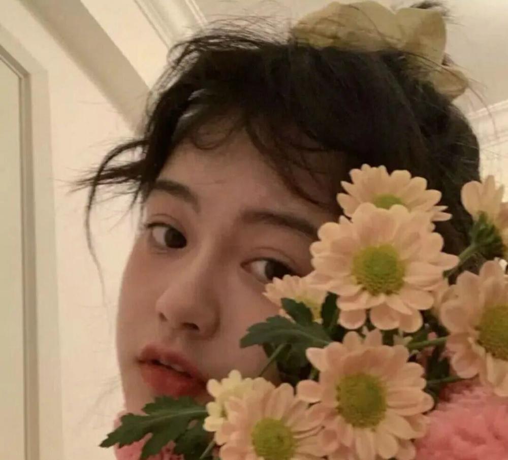 超美头像丨干净又好看的捧花女头