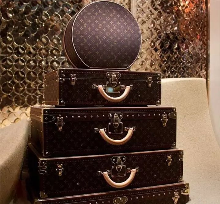 lv 皮具精湛制造工艺作为路易·威登(louis vuitton)的核心技术之一