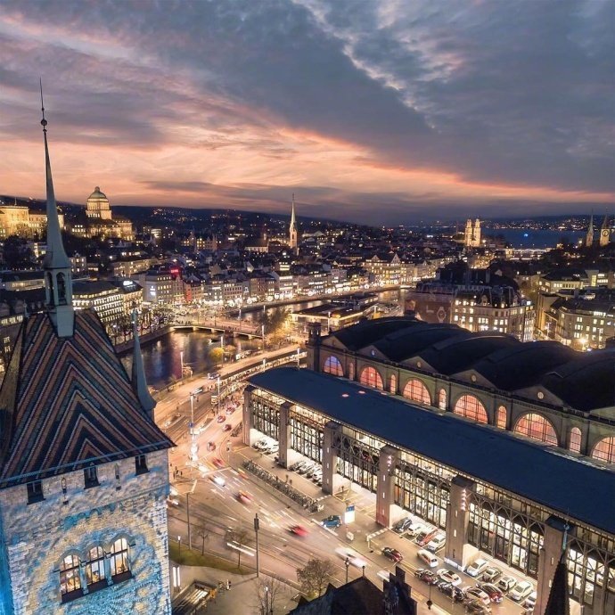 瑞士最大城市苏黎世夜景
