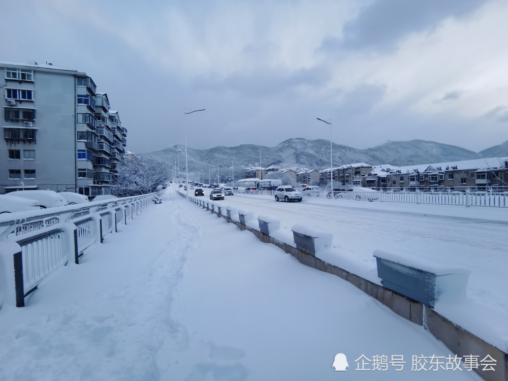 在"雪窝子"里自娱自乐,请看几条关于烟台下雪的段子