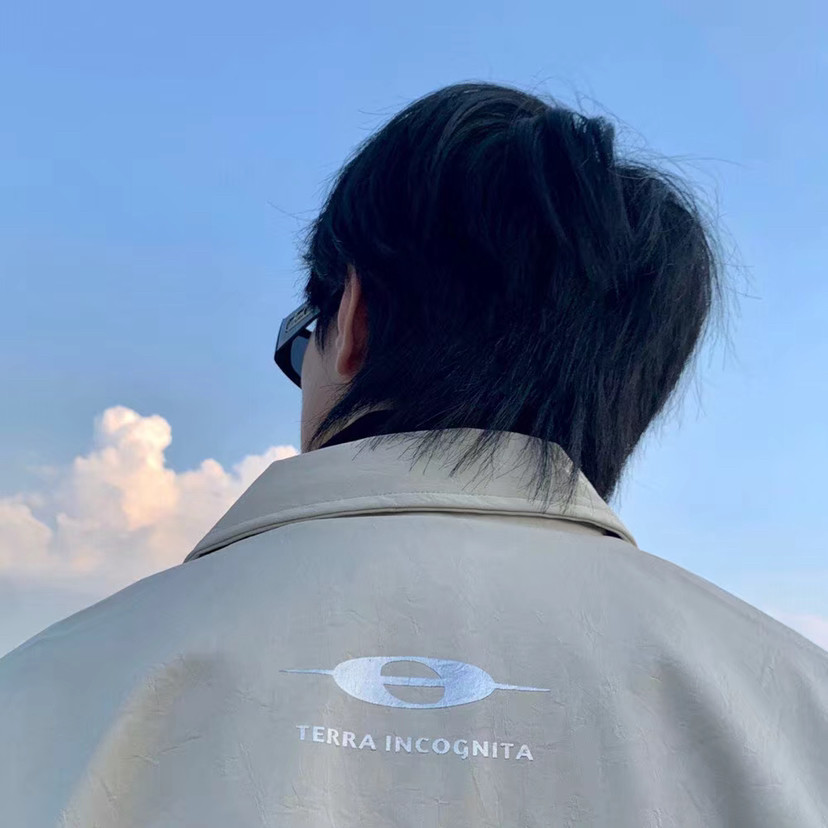 一组蓝色系的小众男生头像