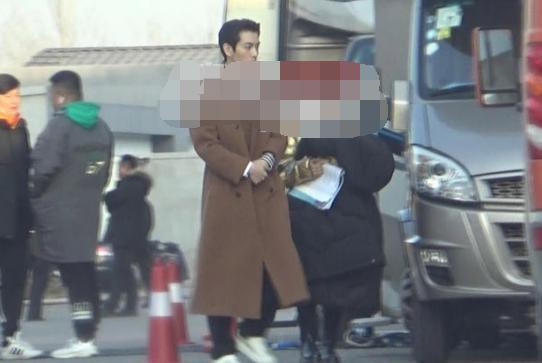 陈晓娜扎现身新戏片场,陈晓总裁范十足,娜扎却全程冷脸