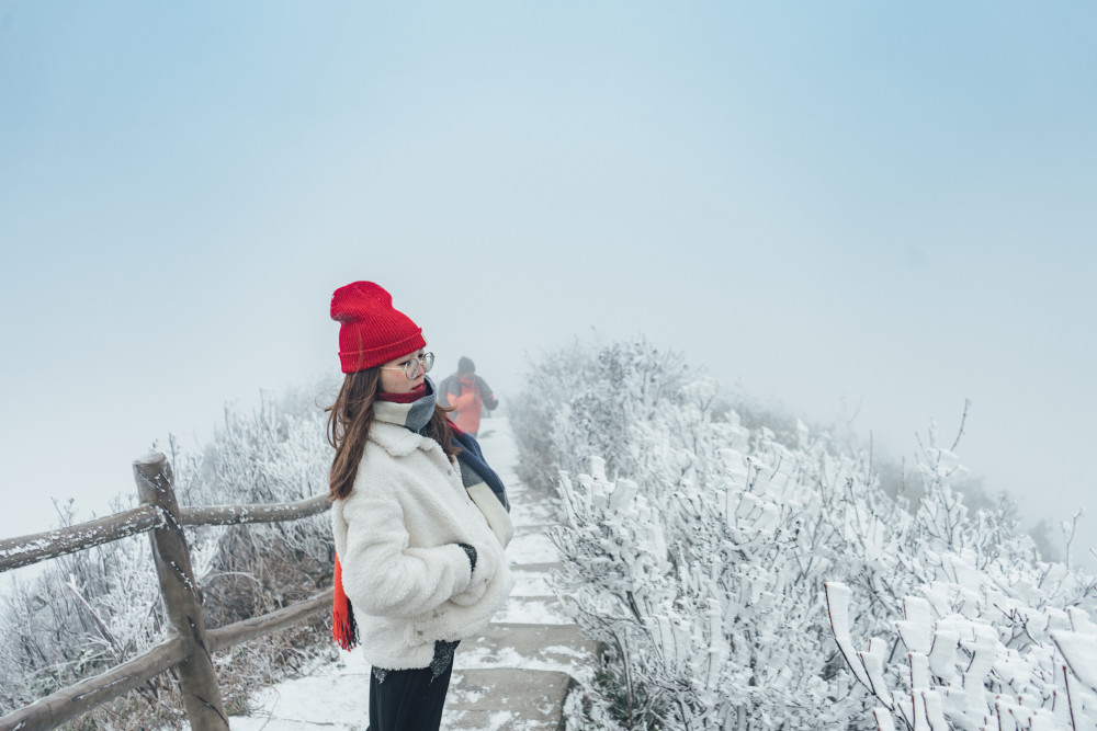 图集来清远金子山赏2021年广东的第一场雪